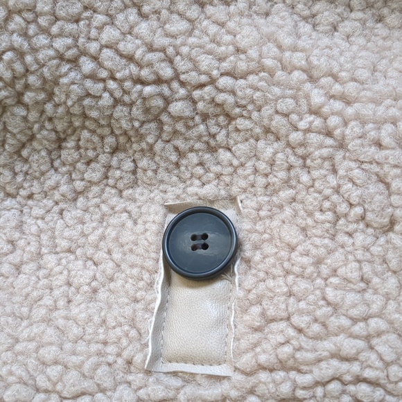 H&M Women's Cream Sherpa Jacket NWOT - Picture 5 of 7